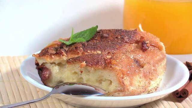 Bread pudding with raisins and nuts