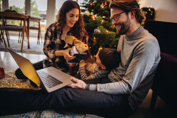 Virtual Christmas celebrations with family
