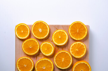 round cut slices of fresh orange