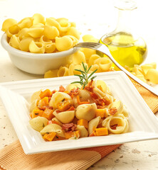 pasta con calabaza y beicon
