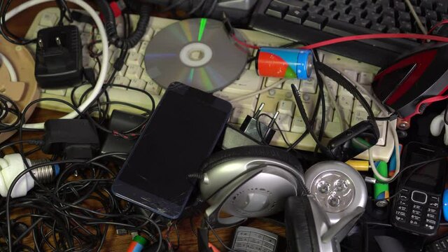E-waste, Used electronics, Electronic scrap components, harmful materials. Recycling and disposal of e-waste. Defective, broken and obsolete electronic equipment