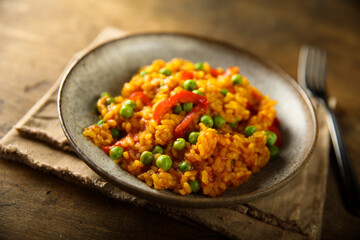 Vegetarian paella with capsicum and green pea