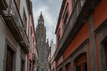 Fototapeta premium old streets of de Arucas city in Gran Canaria