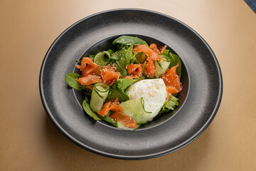 salad with chicken and cheese