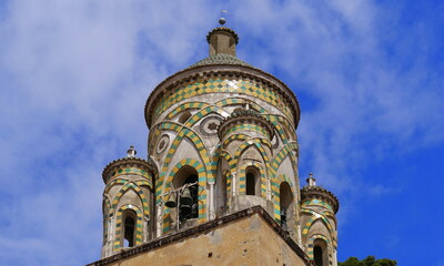 Glockenturm des Doms von Amalfi, Italien