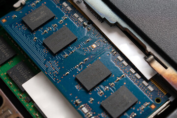 Replacement and expansion of RAM in the laptop, the choice of chips for the computer. Microchips...