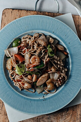 Stir-fried Spicy Spaghetti Seafood