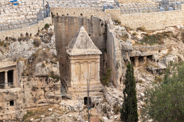 Fototapeta premium View from the Gate of Repentance or Gate of Mercy of Zecharias Tomb - Pyramid-topped monument dedicated to Zechariah, a priest whose stoning was recorded in Bible, in old city of Jerusalem, in Israel