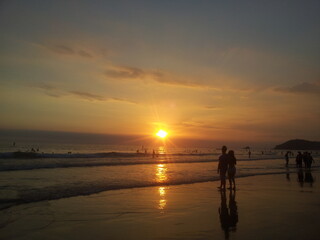 Fototapeta premium sunset on the beach juquehy sp