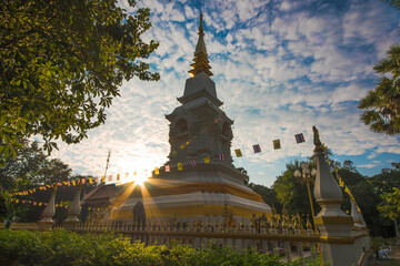 Naklejka premium Phra That Bang Phuan Pagoda in Phra That Bang Phuan Temple, Nong Khai Province, Thailand