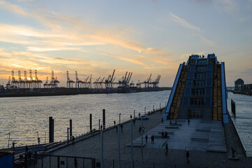 Fototapeta na wymiar Hamburg, Germany: Harbor scenery at dusk.