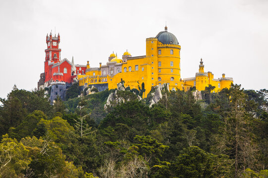 Parque e Pal&aacute;cio Nacional da Pena in Sintra Portugal