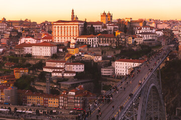 Obraz premium Porto, Portugal, Dom Luis I bridge, Ponte Luis I over Douru river in sunset