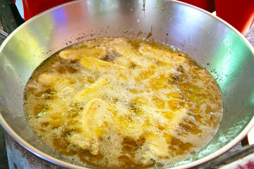 frying pan with banana 