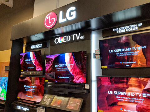 LG OLED TV 4K TV Display inside Best Buy