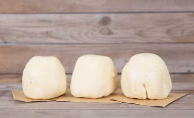 Fototapeta na wymiar A neat row of freshly made buns