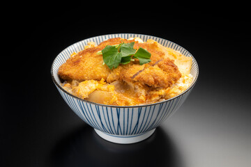 かつ丼 黒バック