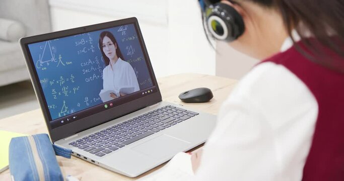 female student learn math online