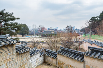 Fototapeta na wymiar Wall with black tiles of Hwaseong Haenggung Palace loocated in Suwon South Korea, the largest one of where the king and royal family retreated to during a war 