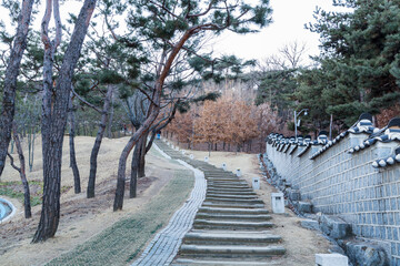 Pathway of the Paldal Gongwon Park, next to the Hwaseong Haenggung Palace in Suwon,  the largest one of where the king Jeongjo and royal family retreated to during a war