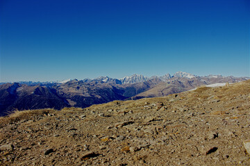 Schöne Berglandschaft in den Alpen 