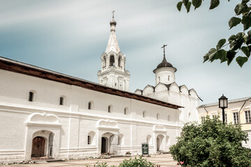 Fototapeta na wymiar The ancient walls of the Orthodox Spaso-Prilutsky monastery