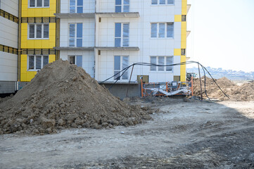 Construction of a residential complex. Photos from the construction site.