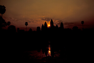 CAMBODIA SIEM REAP ANGKOR WAT TEMPLE