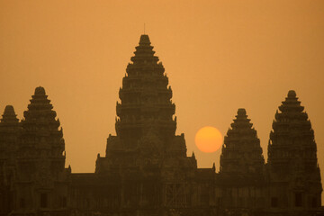 Fototapeta premium CAMBODIA SIEM REAP ANGKOR WAT TEMPLE