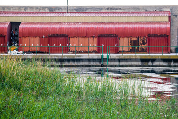 Obraz premium fishermen's hangars in the port of Peñíscola closed
