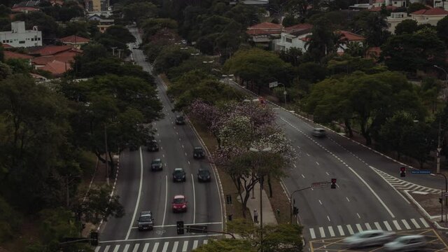 Motion controlled Timelapse of west zone of S&atilde;o Paulo, Perdizes, Brazil.