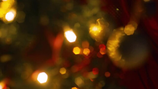 This bundle contains 2x clips of christmas baubles rotating around a tree. It includes focus pull and a super close shot with a shallow depth of field. Great for Social, TV and Film. In stunning 4K.