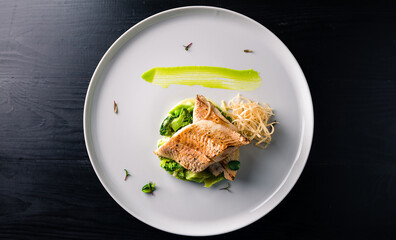 cod fillet with broccoli, fried breaded fish fillets with broccoli