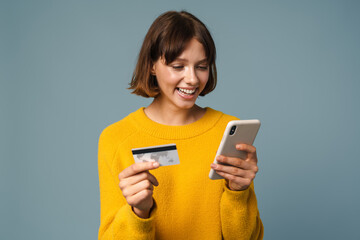 Portrait of a smiling happy woman