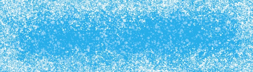Sfondo azzurro feste invernali con texture di fiocchi di neve. Spazio vuoto al centro. Web banner Lungo.