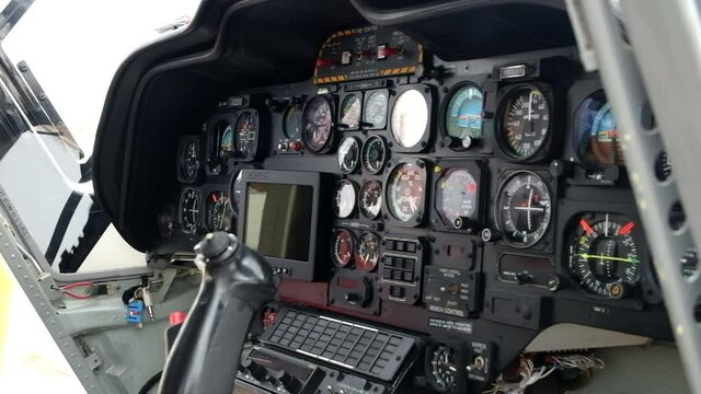 Cockpit  von einen Hupschrauber