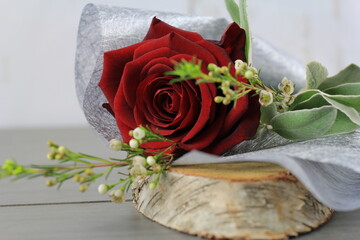 Luxury Red Rose Single Valentine in Silver Wrap Wedding Gift