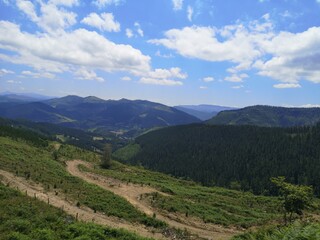 Senderismo por rutas del Bizkaia.