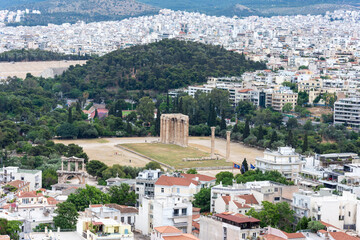 Travel to historical places in Greece.