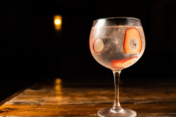 alcoholic drinks made with fresh fruit