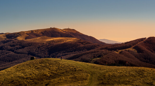 A person riding a bike on a hiking trail near Pratomagno