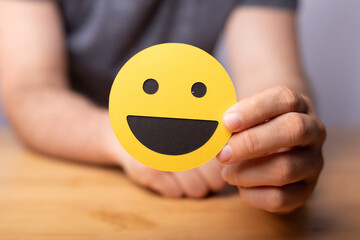 expression emotion smiley in yellow paper