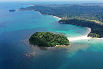 Fototapeta na wymiar A Beautiful Beach at tip of Borneo, Sabah Malaysia.