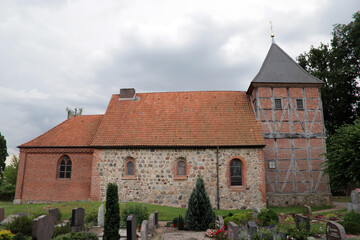 Fototapeta na wymiar evangelisch-lutherische St.-Georgs-Kirche Wichmannsburg