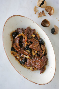 Beef with Black Garlic sauce