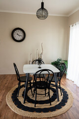 Small eating and dining area in apartment.