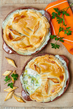 Chicken pies with leek and parsley
