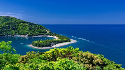 静岡県・西伊豆 展望台から眺める御浜岬