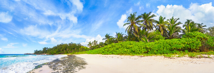 Beautiful wild lonely beach, police bay, seychelles 35