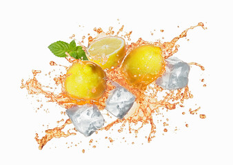 A splash of iced tea with lemon and mint